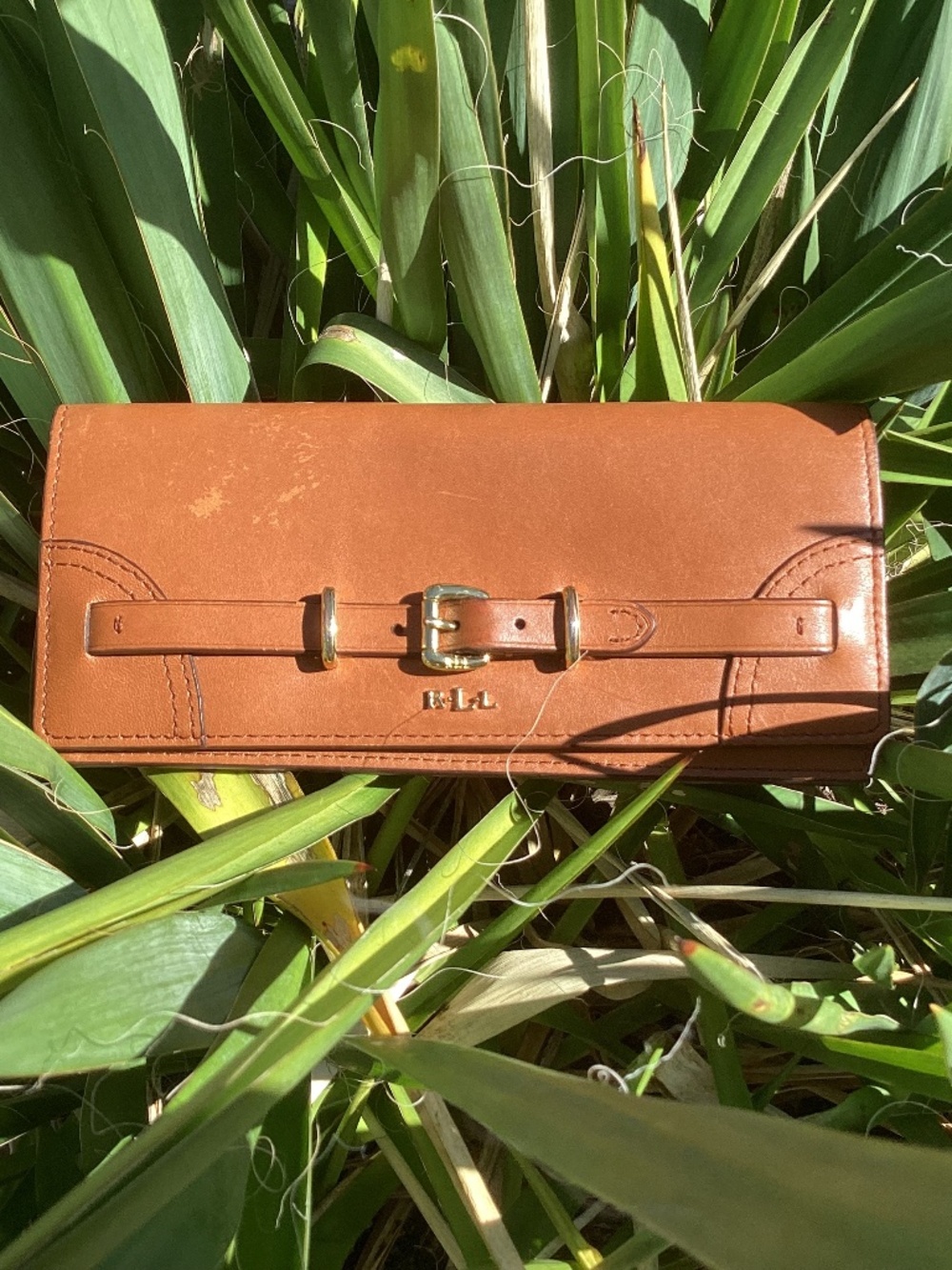 Lauren Ralph Lauren Leather Gold Belt Designed Billfold Wallet🦋